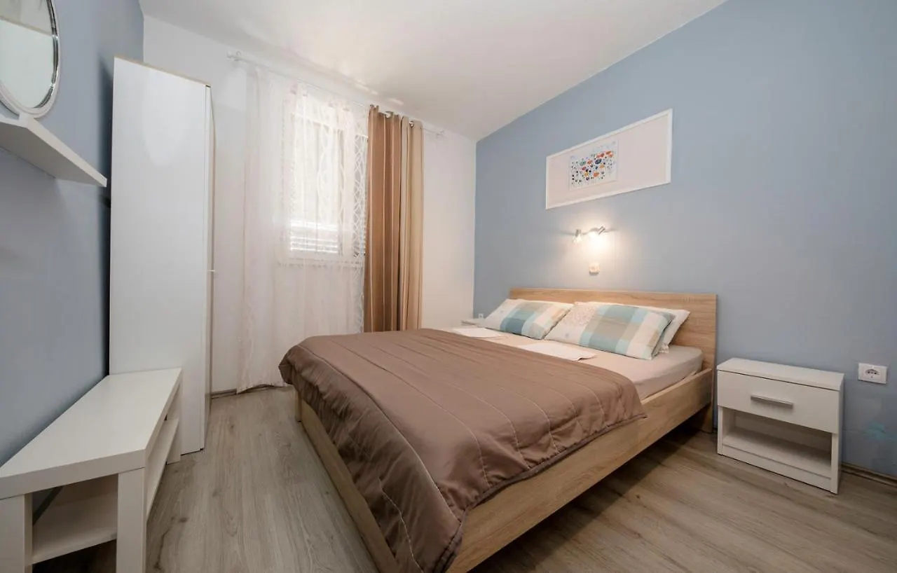 Πανσιόν Apartments Vesna 2844 Supetarska Draga